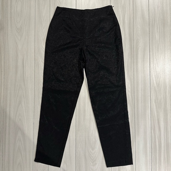 Jaclyn Smith Classic Women’s Patterned Black Dresspants with Zipper - Picture 3 of 4